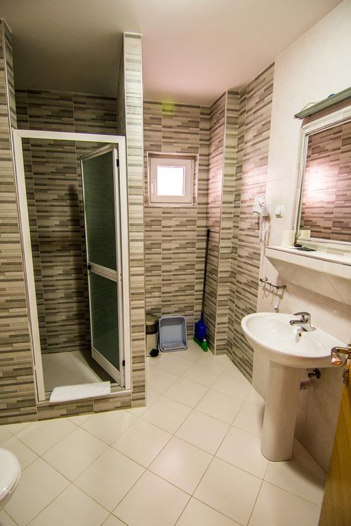 Apartmani Barovic Becici Cameră foto
