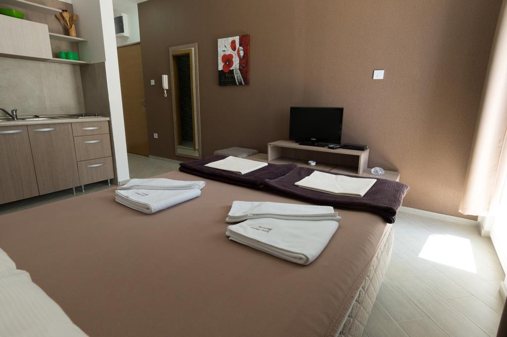Apartmani Barovic Becici Cameră foto